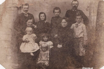 1908 rok, Magierów, Dubrawscy pozują do rodzinnego zdjęcia